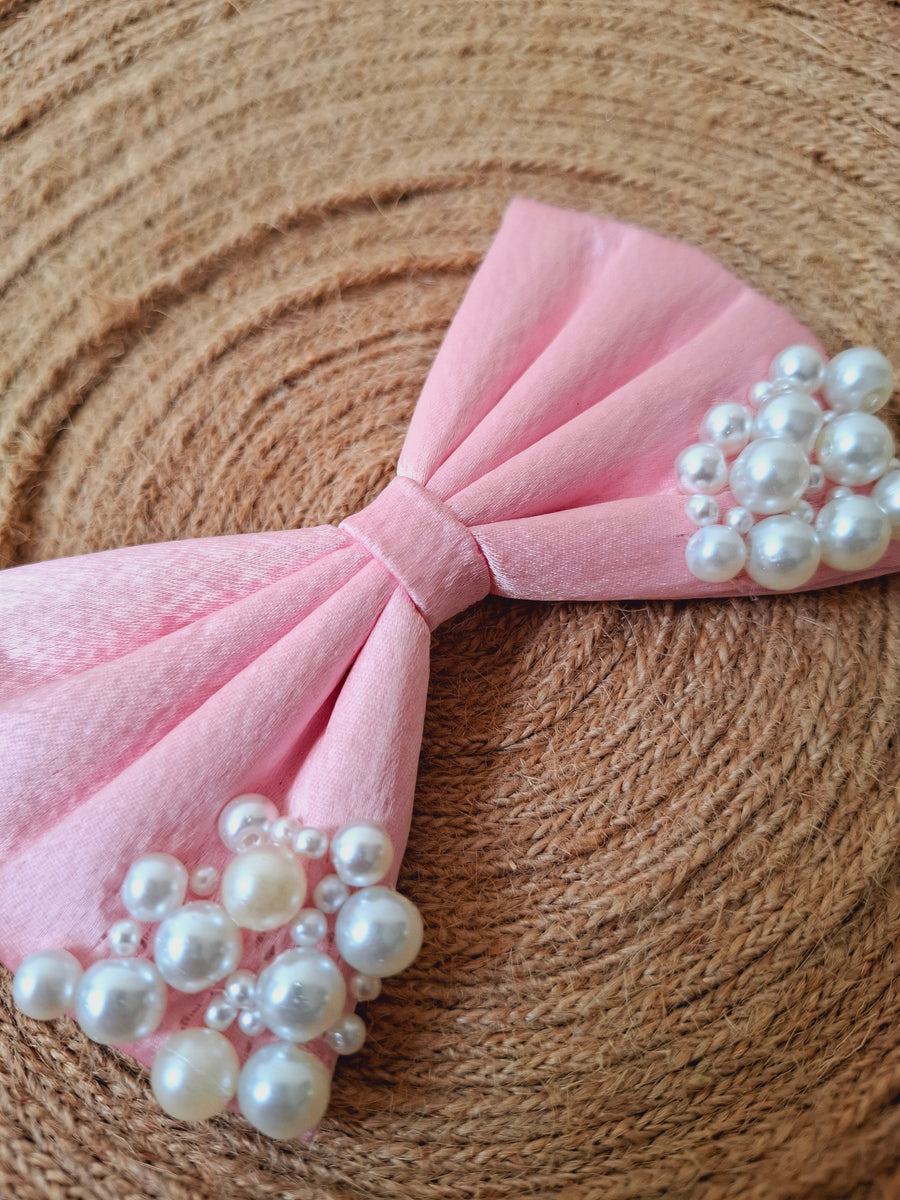 Baby Pink Pearl Triangle Puff Bow