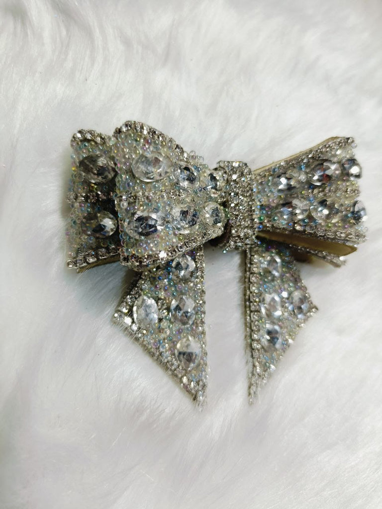 Sliver bling fling Bow