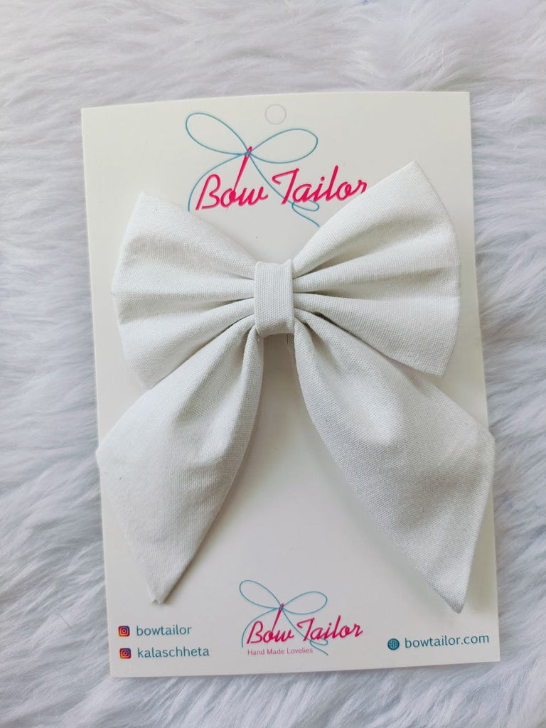 White ColourTail Bow