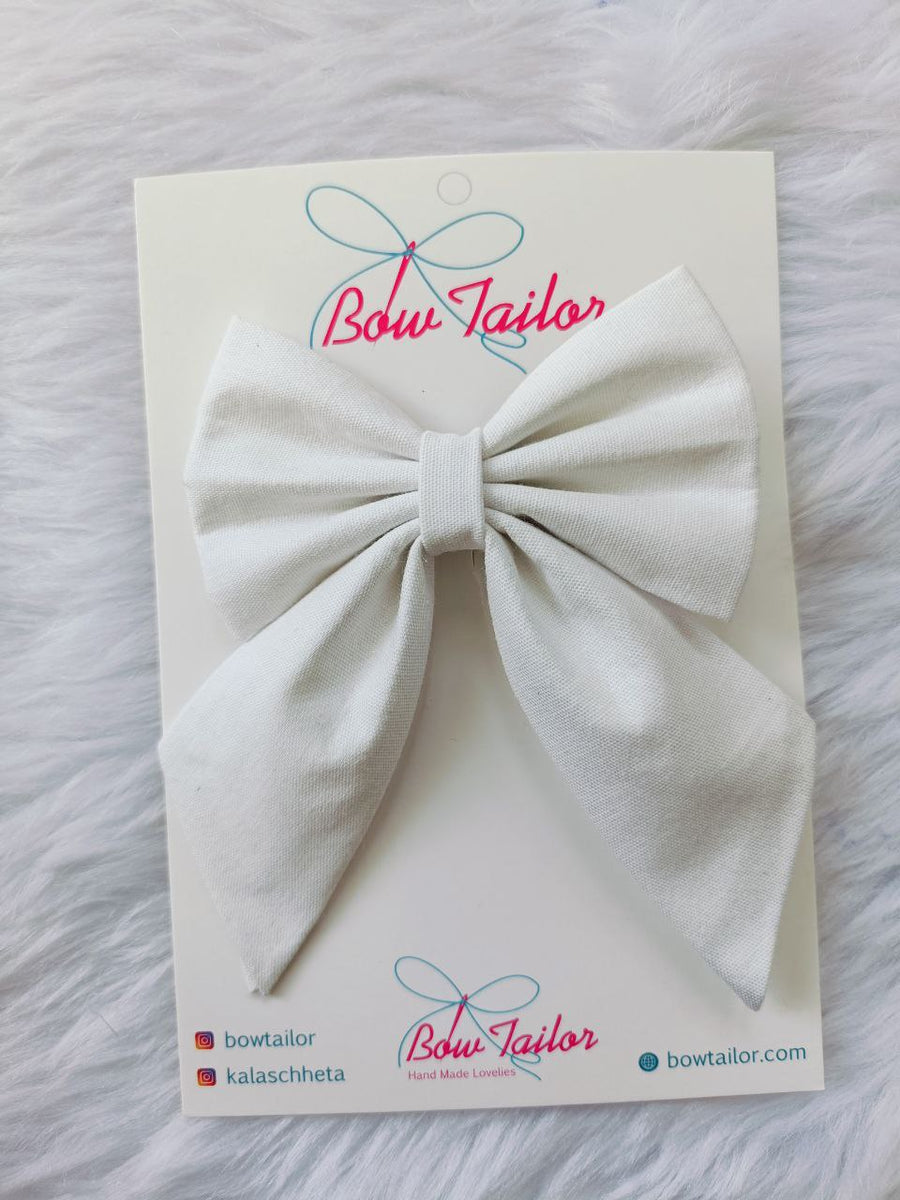 White ColourTail Bow