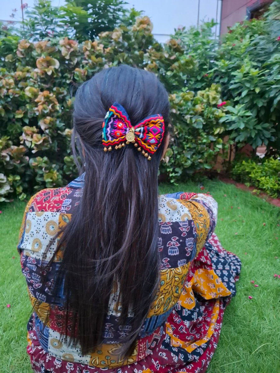 blue navsona bow clip