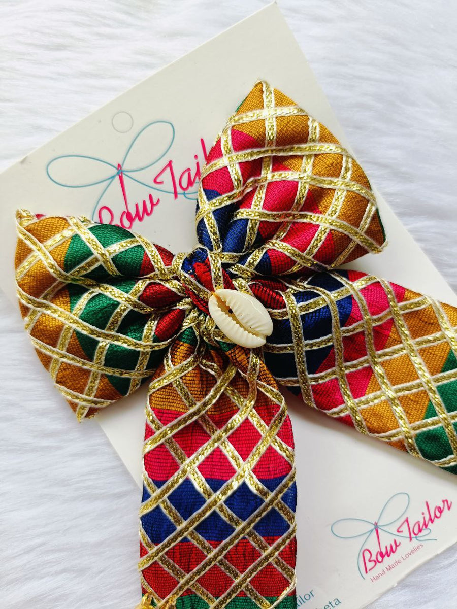 Traiditail Bow